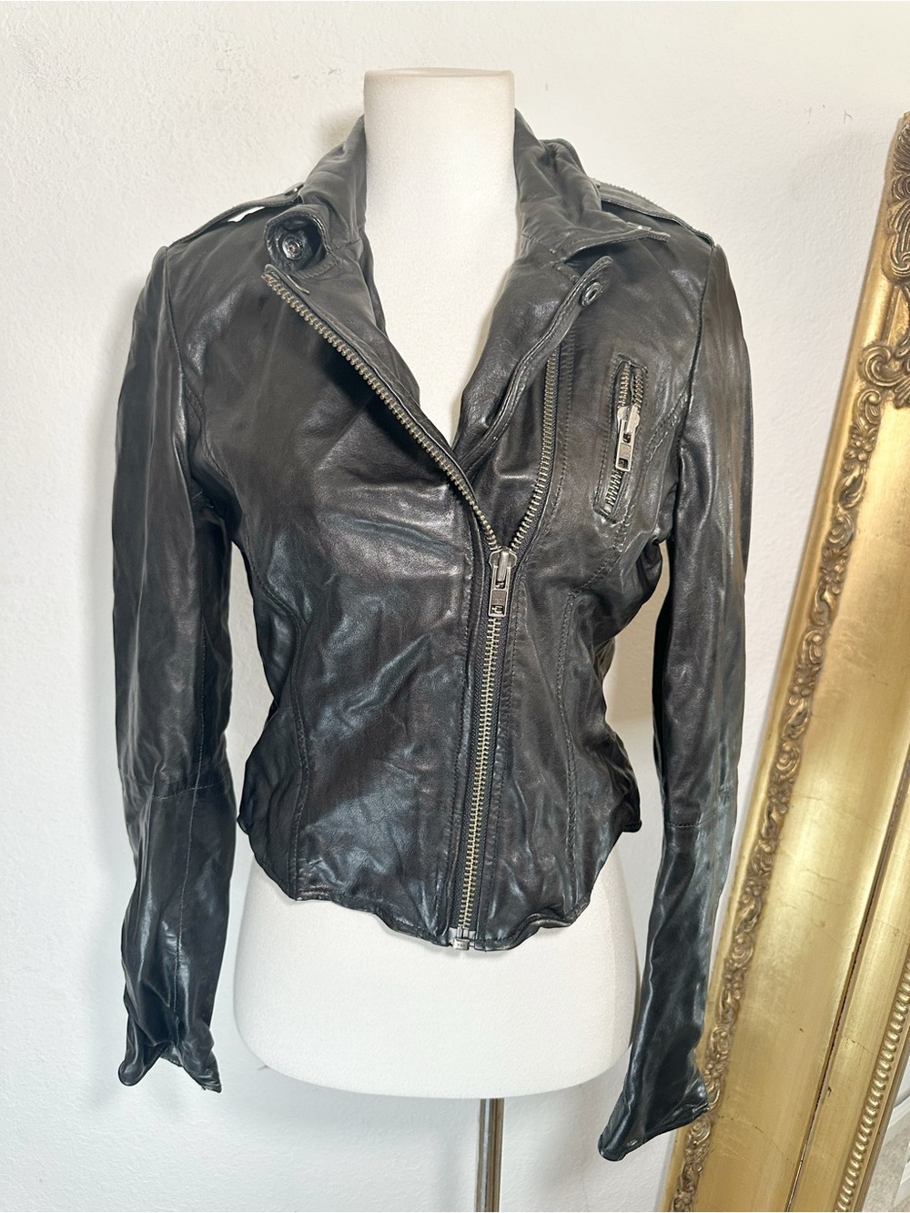 Silence + Noise Black 100% Leather Moto Biker Jacket Size Medium